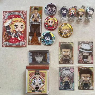 귀멸의 칼날 굿즈 여러 가지 아크릴 스탠드, 캔뱃지 외