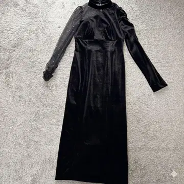 머큐리 듀오 벨로아 컷 아웃 원피스 블랙 S 컨디션 최상