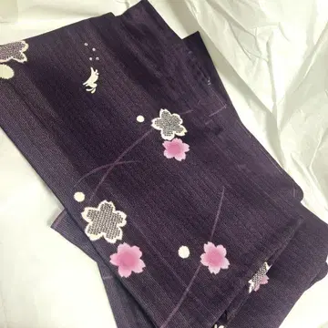 [ 캐주얼 기모노 ] 깊은 보라색에 벚꽃과 토끼가 그려진 기모노