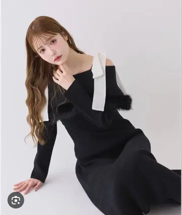 블랙 니트 롱 원피스 오프숄더