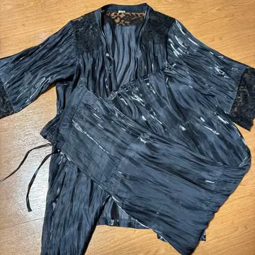 ballet by BACKLASH 파자마풍 셋업