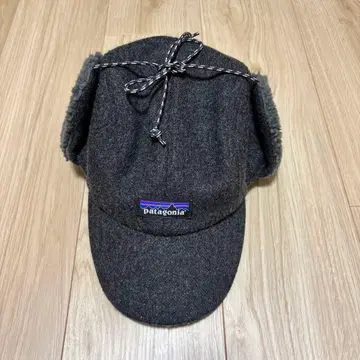 Patagonia 그레이 플라이트 캡 귀도리 포함