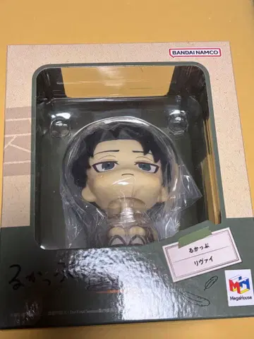 진격의 거인 리바이 룩업