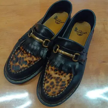 닥터마틴 에이드리안 로퍼 레오파드 UK8