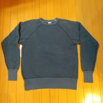 [ 고품질 ] BARNS OUTFITTERS 맨투맨 사이즈: L 블랙