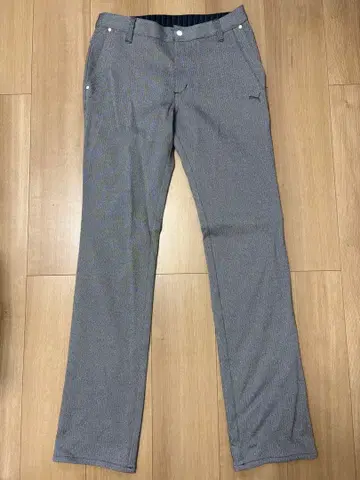 PUMA 헤링본 팬츠 그레이