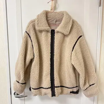 복슬복슬 보아 레더 파이핑 스탠드 칼라 자켓 (안감 부착)