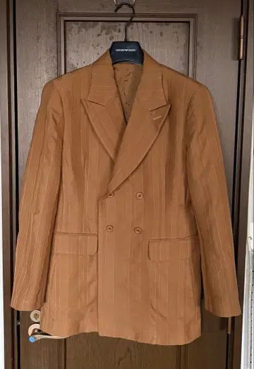 브라운 스트라이프 테일러드 자켓