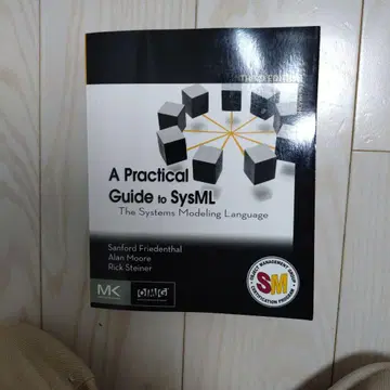A Practical Guide to SysML 제3판