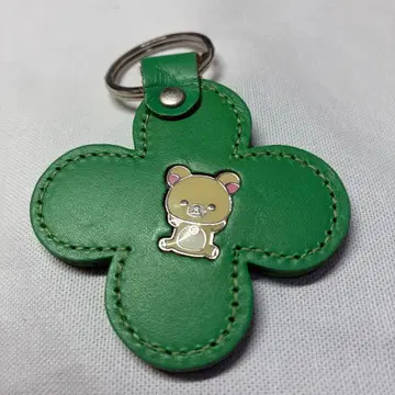 코리락쿠마 네잎 클로버 키링