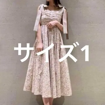 SNIDEL 숄더 리본 플라워 원피스 BEG