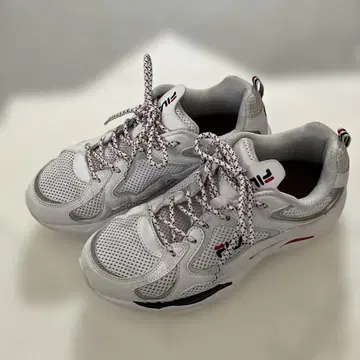 [새상품급] 휠라 여성용 스니커즈