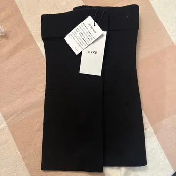 hyke 레그 워머 블랙