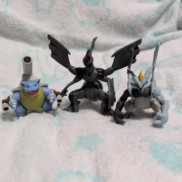 블랙큐레무, 메가 거북왕, 제크로무, 피규어 3체 세트
