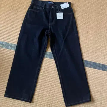 유니클로 JWANDERSON 스트레이트 청바지