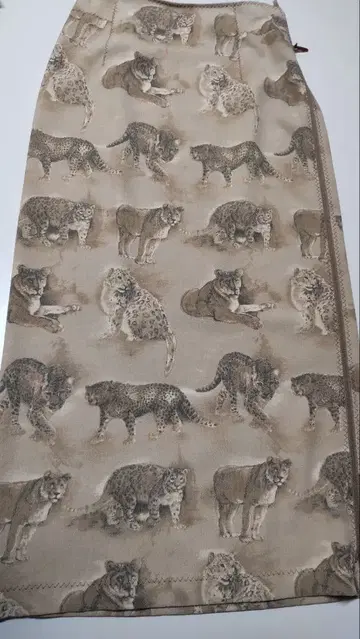 이타리야 9호 롱 타이트 스커트 (애니멀 무늬)