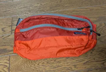 Patagonia 바디백 오렌지