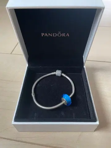 PANDORA 팔찌