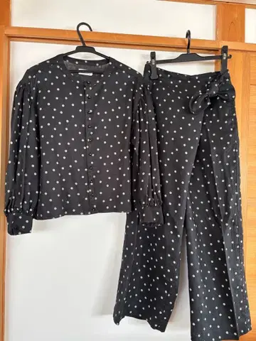 BEAMS BOY 블랙 도트 셋업