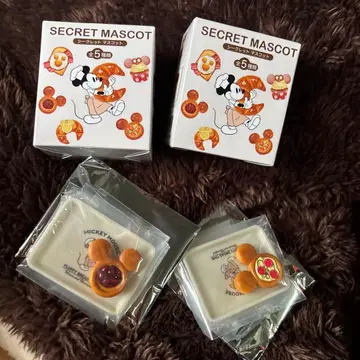미키 시크릿 피규어 MICKEY'S BAKERY 피자