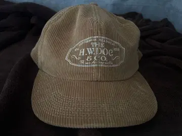 H.W. Dog 코듀로이 캡 브라운