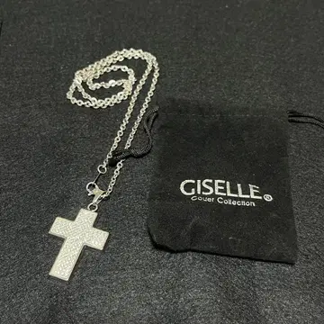 GISELLE [ 지젤 ] 크로스 목걸이