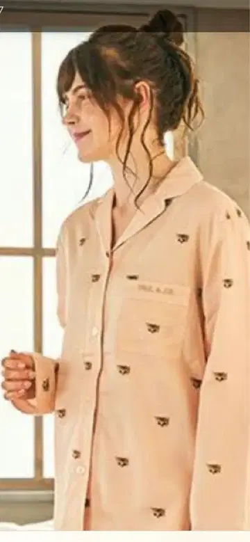 미사용 새상품 Paul&JOE 새틴 룸웨어 상의