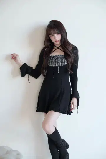 BunnyLis 체크 절개 리본 컷 원피스