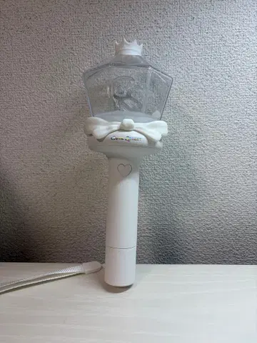 CUTIE STREET 응원봉 (상자 없음)