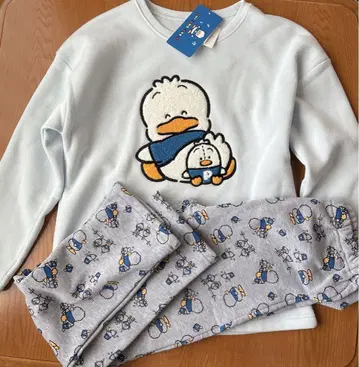 오리 페클 긴팔 산리오 파자마 룸웨어 셋업