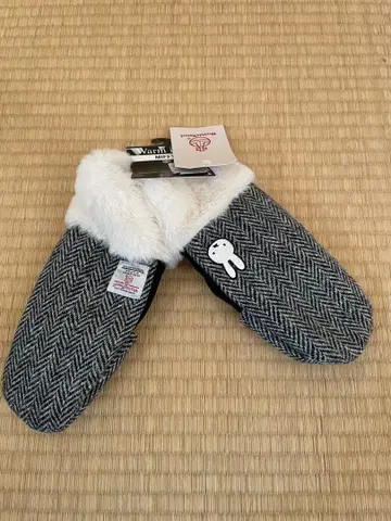 해리스 트위드 x 미피 헤링본 무늬 퍼 달린 미튼 새상품