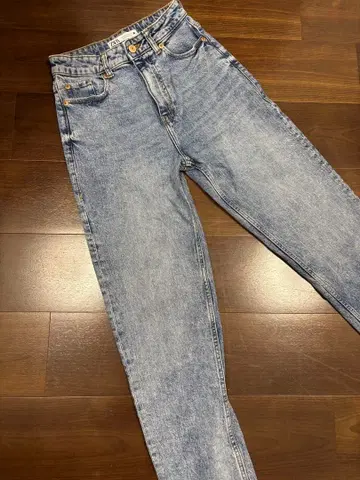 배송비 포함 ZARA 라이트 블루 슬림핏 데님