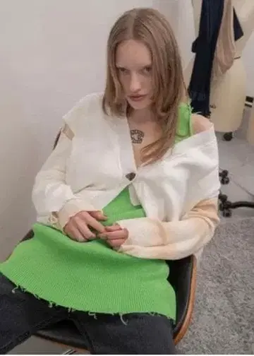 perverze 퍼버즈 리버서블 니트 가디건 정가 3만 800엔