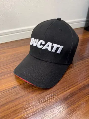 [ 새상품급 ] 두카티 야구 모자 유럽 판매 블랙 프리 사이즈