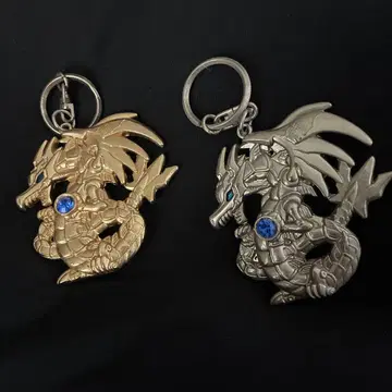 배송비 포함 미사용 드래곤 용 키링 2개 세트 골드 실버