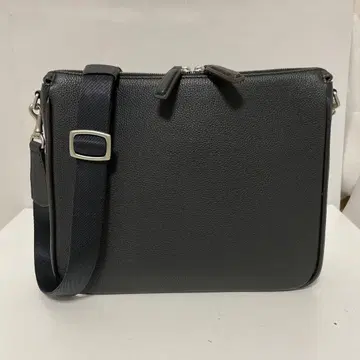 FUJITAKA Tono 가죽 숄더백 B5 674101 중고