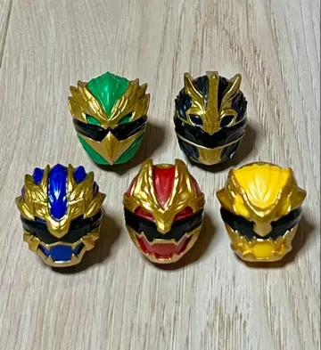 고쥬우쟈 센타이 링 울프 레온 티라노 이글 유니콘