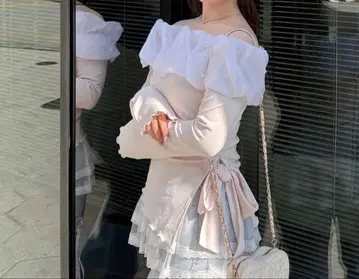 OLIVE des OLIVE 리본 오프숄더 상의