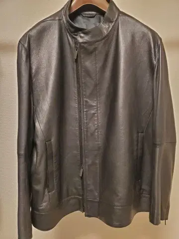 캘빈 클라인 블랙 가죽 싱글 라이더