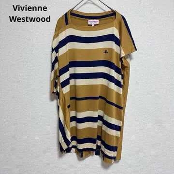 비비안 레드 라벨 비대칭 ORB 자수 상의 티셔츠