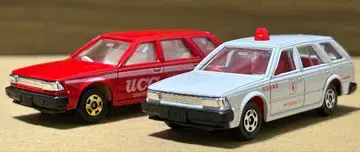 일본제 토미카 닛산 블루버드 왜건 2대 세트