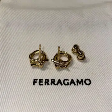 페라가모 간치니 귀걸이