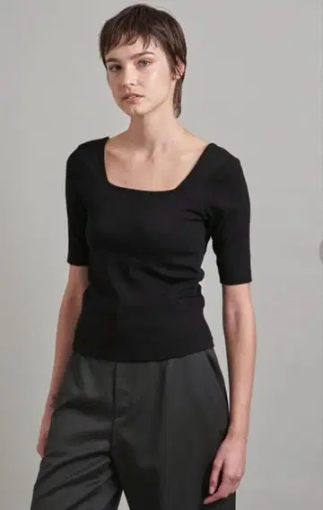 LOEFF 로에프 리브 스퀘어넥 티셔츠