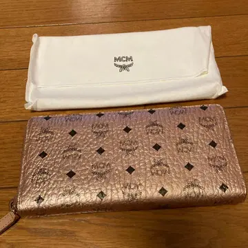 MCM 핑크 골드 장지갑
