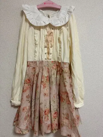 리즈리사 프릴 옷깃 꽃무늬 스커트 원피스