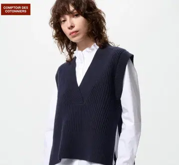 유니클로 COMPTOIRDESCOTONNIERS V넥 베스트