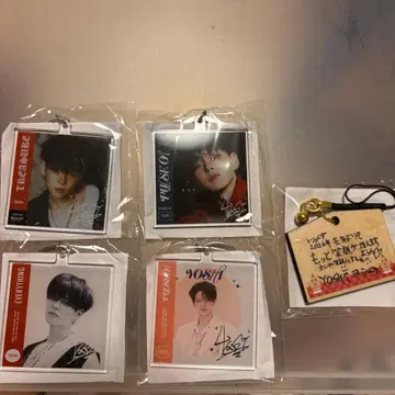 TREASURE 요시 아크링 키링 캡슐 토이 컴프