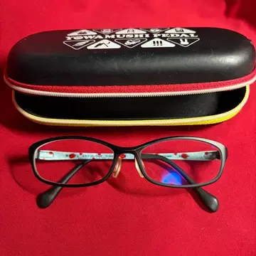 겁쟁이 페달 아라키타 야스토모 메가네이치바