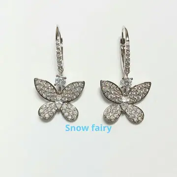 파베 버터플라이 드롭 귀걸이 화이트 골드