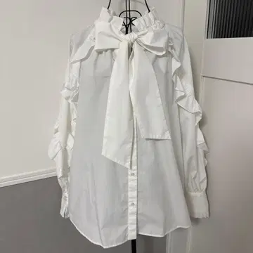 Apuweiser-riche 프릴 리본 포함 화이트 셔츠